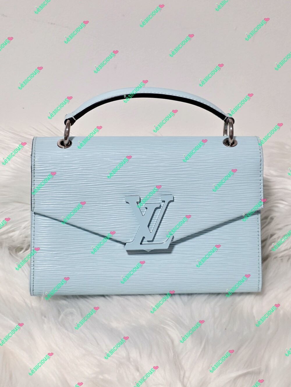 LOUIS VUITTON SEAFOAM BLUE EPI LEATHER GRENELLE POCHETTE PM BAG